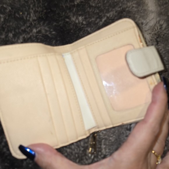 Coach Snap Fold Wallet - Picture 3 of 5